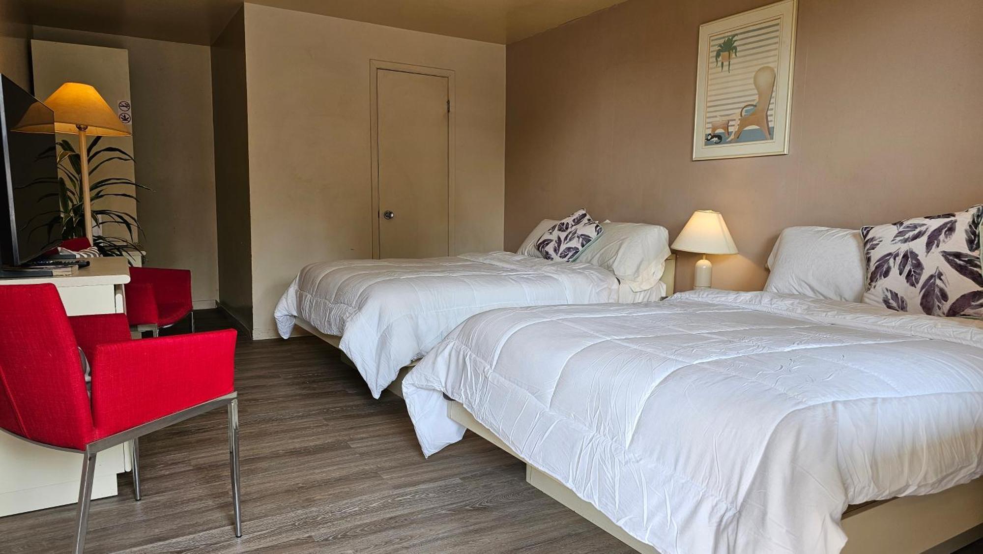 Hotel Oasis Lac St-Louis سالبيري دي فاليفيلد المظهر الخارجي الصورة