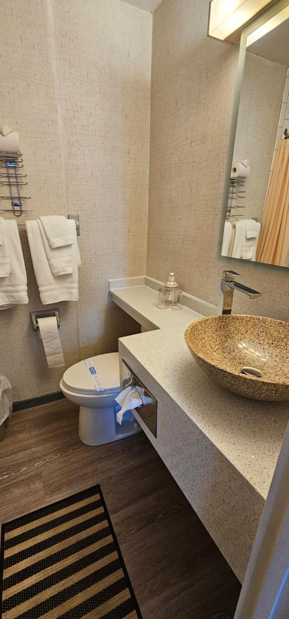 Hotel Oasis Lac St-Louis سالبيري دي فاليفيلد المظهر الخارجي الصورة